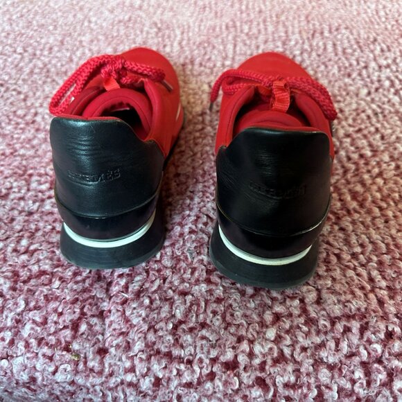 Hermès “Miles” Low-Top Sneakers – Red Leather & Neoprene w/ Black Heels Size 41 - Picture 2 of 4